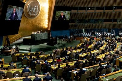 Opening summit, UN chief warns of 'winter of discontent'