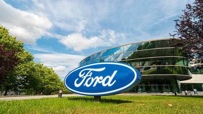 Stock Market Trims Losses As Fed Decision Looms; Ford Hits Brick Wall