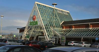 Fine and unpaid work for man who vandalised two Perth stores