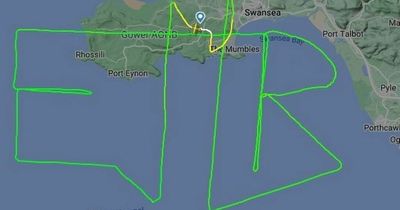 Private jet's touching tribute to the Queen as 'ER' written in the skies on funeral day