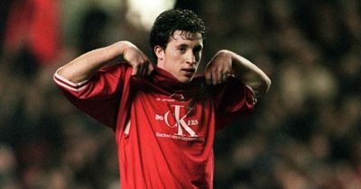 Robbie Fowler issues solidarity message to Liverpool dockers on strike