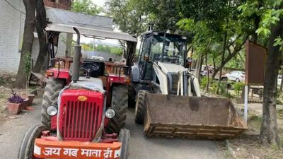 Punjab: Two illegal miners held, heavy machinery seized in Pathankot