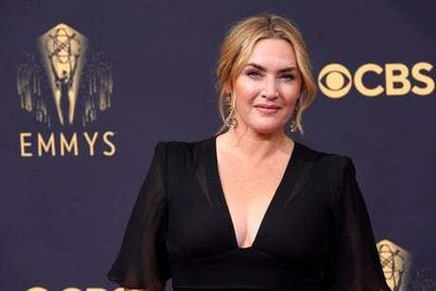 Kate Winslet returns to film set after hospitalisation