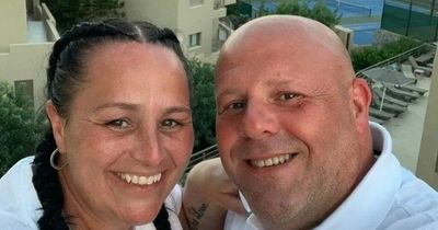 Mum with terminal cancer has holiday 'ruined' after long flight delay - putting her at risk of infection