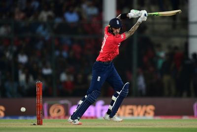 England win Twenty20 international on first Pakistan tour in 17 years