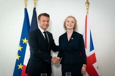Liz Truss talks with Emmanuel Macron do not cover Northern Ireland or migrant crossings