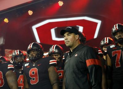 Ohio State to wear all black uniforms for Wisconsin game