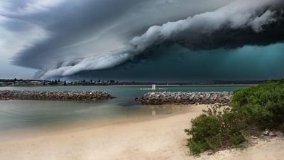 Weather for National Day of Mourning public holiday, showery AFL grand final