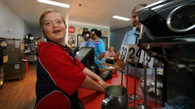Outback Queensland town desperate for disability services as residents consider leaving