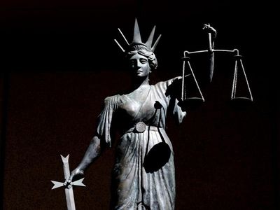 Accountant turned masseur admits assault