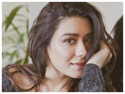 'Yeh Kaali Kaali Ankhein' star Anchal Singh: Shah Rukh Khan is my first love; I haven't missed a single Kajol and Govinda film