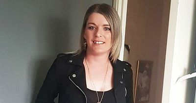 'Beautiful' mum-of-three, 39, dies of illness 'rarer than being struck by lightning'
