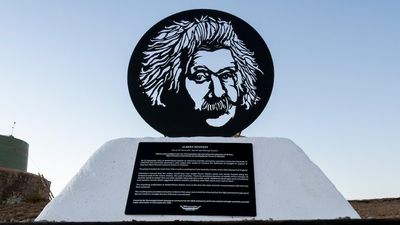 It's been 100 years since a photo taken on a Broome beach helped prove Einstein's Theory of Relativity
