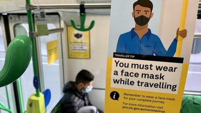 Victoria to ease COVID-19 mask mandate on public transport from 11:59pm Thursday