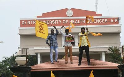TDP leaders stage protests over renaming of NTR University of Health Sciences as YSRUHS