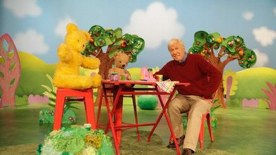 'Unforgettable' long-time Play School presenter, 'Naughty' John Hamblin dies aged 87