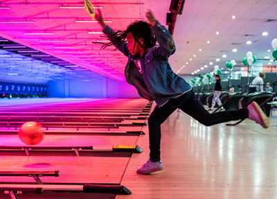 Price freeze helps sales surge at bowling group Ten Entertainment