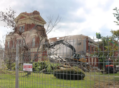 Graves County courthouse demolition draws in locals, hopes for the future