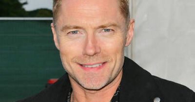 Ronan Keating deletes complaint about British Airways after witty quip on Twitter