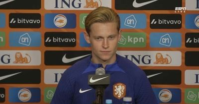 Frenkie de Jong breaks silence on decision to snub Man Utd transfer to stay at Barcelona