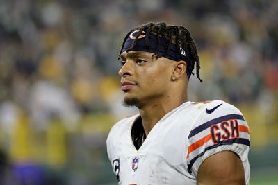 Bears QB Justin Fields clears up ‘fans not putting work in’ comments after Packers loss