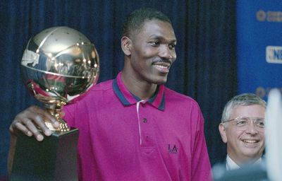 76 greatest NBA players ever: Where Rockets rank in HoopsHype’s updated list