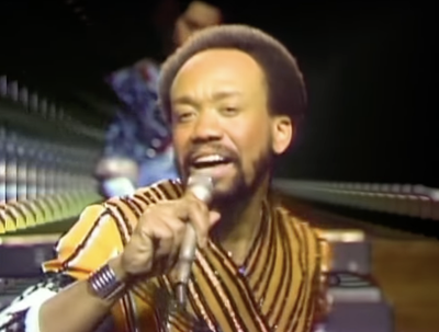 People are celebrating Earth, Wind & Fire Day in honour of 21 September lyric