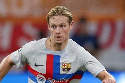 Frenkie de Jong breaks silence on Man United and Chelsea transfer saga: ‘I always wanted to stay at Barcelona’