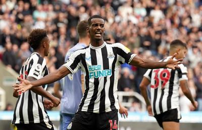 Newcastle striker Alexander Isak pulls out of Sweden squad with injury