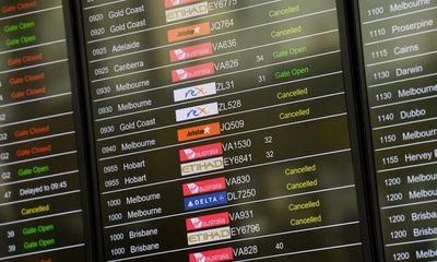 Severe weather causes major flight disruptions at Sydney airport ahead of AFL grand final weekend