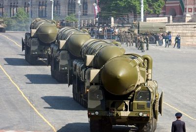 How many nuclear weapons does Russia have as Putin renews threat