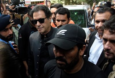 Pakistan's ex-PM Khan apologizes to avoid contempt charges