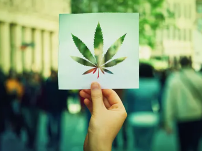 State Treasurers Support SAFE Banking For Cannabis, Anti-Money Laundering Specialist Weighs In