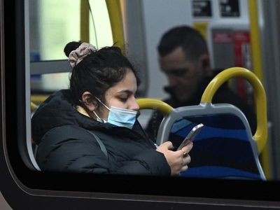 COVID-19 cases continue to drop nationally