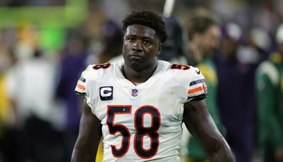 Bears LB Roquan Smith (hip injury) misses practice again ahead of Texans game