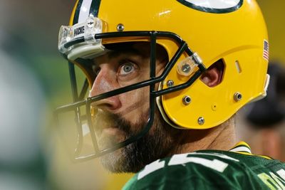 Rodgers, Brady in spotlight but defense key in Packers-Bucs clash