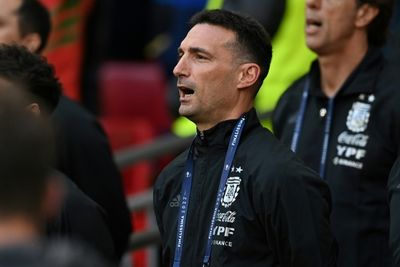 Scaloni irked as visa trouble delays key defenders