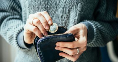 Universal Credit warning as thousands could see benefits cut this winter