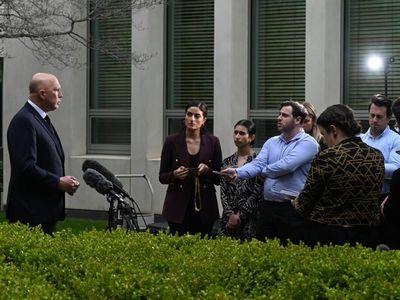 Coalition in 'good faith' integrity talks