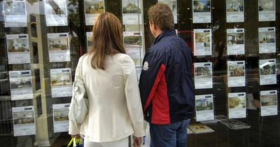 Stamp duty slashed in Mini-Budget - but experts warn of 'hammer blow' for buyers