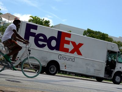 FedEx is facing a big downturn. It may give us a vital clue about the economy