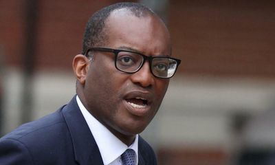 Kwarteng scraps top 45% rate of income tax and cuts stamp duty