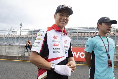 Nakagami ended Japan MotoGP practice with ‘glove full of blood’
