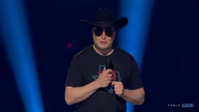 Musk Says Tesla May Have Small Electric Boats For Giga Texas Park