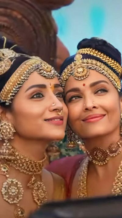 'Ponniyin Selvan' BTS pictures will awe you