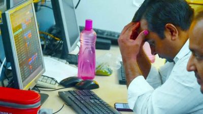 Equity investors poorer by Rs 4.90 lakh crore as sensex tumbles nearly 2%