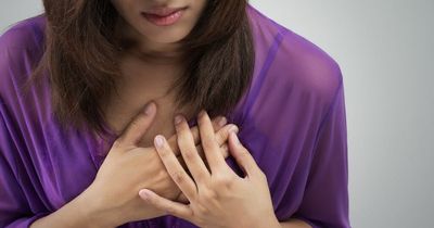 Heart attack symptoms all women should be aware of - including digestive issues