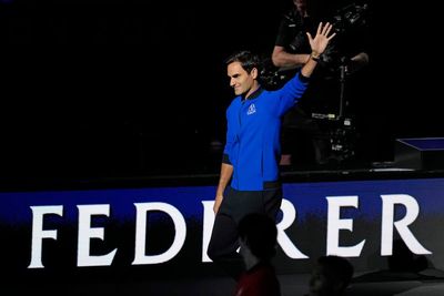 Roger Federer bids farewell in last match before retirement