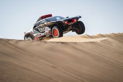 Audi's Sainz calls for roadbook clarity in Dakar after 2022 issues