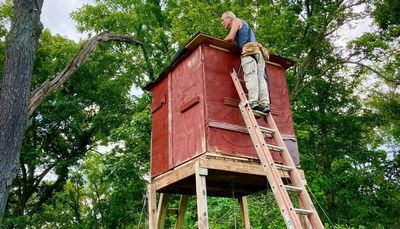 Figuring bowhunting for deer in Illinois as the season opener comes Oct. 1